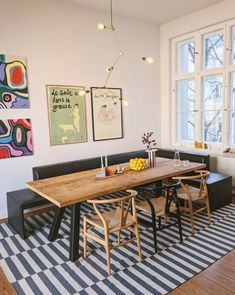 Wir zeigen euch unsere liebsten 10 inspirierensten Instagram Interior Accountsdie uns gerade sehr viel Spass machen... House Party, Home Decor Furniture, Living Dining Room, Kitchen Interior, Kitchen Dining Room