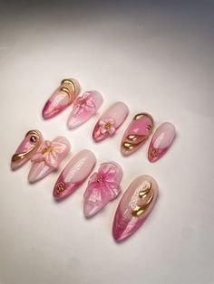 3D Flower Pink Press On Nails made for you. In the picture - medium almond shape.   Very high quality and will last you up to 2 weeks. After right removal can be reusable. Just choose the shape and length of the nail you would like and choose the size of your nail bed, or choose the option - custom.  I highly recommend to purchase my Nail Sizing Kit from my page to make sure they fit perfectly before purchasing any designed Press On Nails Pink And Gold Flower Nails, Summer 3d Flower Nails, Pink Gold Chrome Nails, How To Do Acrylic Flowers On Nails, Acrylic Nails 3d Designs, Gold Nails With Flowers, Nail Ideas 3d Flowers, Nails With Flowers 3d, 3 D Flower Nails