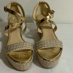 Size 40.5 Very Good Condition Scuff On Fback Of Gold Heels Jimmy Choo Platform, Gold Heels, Jimmy Choo Shoes, Cream And Gold, Platform Sandals, Women's Shoes Sandals, Jimmy Choo, Ankle Strap, Shoes Sandals