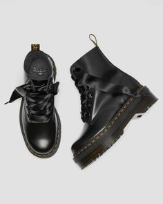 Platform Dr Martens, Platform Combat Boots, Dr Shoes, Women In Black, Black Platform Boots, Dr Martens Boots, Platform Ankle Boots, Sporty Chic, Womens Ankle Boots