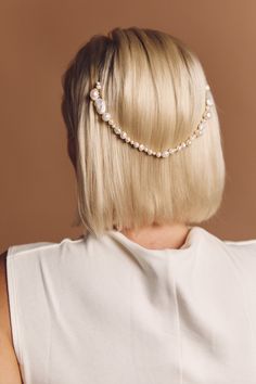 ELLIS Organic Half Halo of Variegated Freshwater Pearls - Etsy Hair Halo, Short Bridal Hair, Pearl Comb, Wedding Hair Jewelry, Hair Jewelry Wedding, Unique Photo, Makeup Makeup, Here Comes The Bride, Bridal Hair Accessories