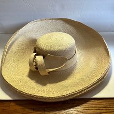 Beautiful Never Worn Marpy Hat’s Genuine Panama Made In Ecuador Handwoven 100% Straw Hat About 18” Across, Hat Opening Measures Approximately 21” Around Wide Brim Straw Hat One Size, Solid Color Wide Brim Straw Hat One Size, Solid Color Wide Brim Straw Hat, Solid Sun Hat For Kentucky Derby, Chic Solid Brimmed Straw Hat, Chic Solid Color Brimmed Straw Hat, Elegant Wide Brim Solid Color Sun Hat, Elegant Solid Wide Brim Sun Hat, Elegant Solid Color Wide Brim Sun Hat