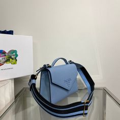 Size: 21.5cm*14cm*6.5cm It comes with Dust box, Care manual, Tag, and Paper bag. Tape Shoulder, Lady Bags, Gucci Bags, Letter Logo, New Handbags, Prada Bag, Blue Bags, Leather Handle, Fashion Handbags