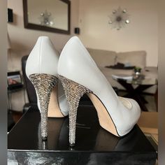 Brand New - Never Worn. Giuseppe Zanotti Design White, Open Toe Sequined Heel Pumps. Perfect For A Bride On Her Wedding Day! Pristine Condition! Comes In Original Box With A Protective Gzd Bag. Chic Fitted Wedding Shoes With Round Toe, Chic Wedding Shoes For Night Out, Glamorous White Leather Heels, Elegant Synthetic Wedding Shoes, Chic Fitted Almond Toe Wedding Shoes, Elegant Synthetic Wedding Shoes With Padded Heel, Elegant Synthetic Wedding Shoes With Almond Toe, Elegant Synthetic Almond Toe Wedding Shoes, Elegant Embellished Synthetic Heels