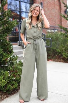 Khaki Jumpsuit, Easter Dresses For Toddlers, Hooded Sweatshirt Dress, Closet Inspiration, Mode Inspiration