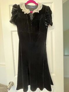 Polo Ralph Lauren Velvet Black Collared Dress  | eBay 90s Haute Couture, Insane Fashion, Gothic Coquette, Sick Fits, Vintage Christmas Dress, Medieval Dresses, Cape Collar, Armor Dress, Vintage 90s Dress