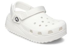 206772-143 Crocs Classic Hiker Clog, Wip Bag, White Crocs, Men's Beanies, Crocs Clogs, Saltwater Sandals, Crocs Classic Clogs, Platform Clogs, Women's Crocs