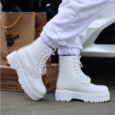 Brand New Without Box Unisex Vegan Jadon Ii Platform White Lace Up Shoes : Size -Women’s 9/ Men’s 8 Mens Boots White Sole, White Ankle Boots Men, Mens White Leather Boots, Men Platform Boots, White Boots Men, Platform White Boots, Hippie Guy, Platform Boots Men, Chunky Shoes Men