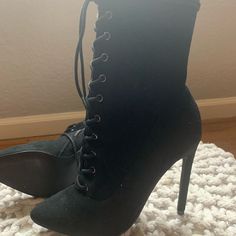 Nwot Steve Madden Velvet Booties Size: 6 Ordered Online At Steve Madden And Tried To Make Them Work But Just Wasn't Satisfied With The Fit. Nwot Still In Packaging No Box Fitted Lace-up Winter Booties, Fitted Suede Lace-up Boots With Pointed Toe, Fitted Platform Lace-up Ankle Boots, Lace-up Winter Booties, Winter Lace-up Fitted Booties, Winter High-top Fitted Heels, Fitted High-top Winter Heels, Black Lace-up Booties, Winter Fitted High-top Heels