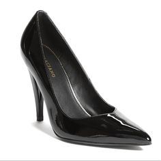 Brand New. Retails $168. As Tasteful As It Is Versatile, This Pump Features A Patent Finish And Pointed Toe For A Statement-Making Silhouette. Super Sleek Sexy And Comfortable! Heel Height: 4.5 In Women’s Size 7 Elegant Black Court Shoes With Leather Sole, Classic Court Shoes For Night Out, Classic Black Business Heels, Black Patent Leather Court Shoes With Leather Sole, Classic Black Patent Leather Court Shoes, Classic Black Court Shoes With Reinforced Heel, Classic Black Court Shoes For Night Out, Black Classic Patent Leather Heels, Classic Black Court Shoes With Pointed Toe