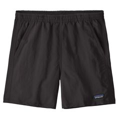 evo.com | Patagonia Shorts > Not new but definitely improved, the Patagonia Baggies 5" Shorts are back to fit better than ever with a slightly higher rise waist and wider leg openings for a full range of motion. Comfy enough for all-day wear, the shorts are spun up from lightweight NetPlus | Women's Patagonia Baggies 5 Shorts 2022 - X-Small Black Clothes Spring 2023, Honda Fit Camper, Masculine Women Fashion, Mtf Fashion, Park Outfit Ideas, Masculine Women, Ocean Plastic Pollution, Philippine Islands, Park Outfit