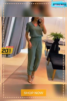 Women's Fashion Casual V-neck Printed Short-sleeved Trousers Set Two-piece Set Fitted Solid Color V-neck Sets, V-neck Workwear Sets For Summer, Fitted V-neck Sets, Solid V-neck Summer Sets, Spring Solid Color V-neck Sets, Chic Short Sleeve Solid Color Sets, Casual V-neck Sets For Spring, Non-stretch V-neck Sets For Spring, Spring Green V-neck Sets