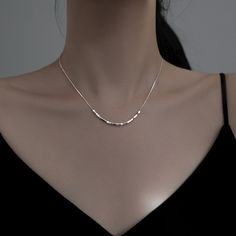 Product information: Chain style: Box chain Material: silver plated Shape: Geometry Popular elements: Shell Square Necklace, Floral Knit, Square Pendant, Geometric Necklace, Green Diamond, Shell Necklace, Allergy Free, Steel Necklace, Shell Necklaces