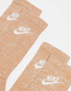 Underwear & Socks by Nike Treats for your top drawer Pack of two Ribbed cuffs Nike branding Mid cut Nike Branding, Nike Training, Top Drawer, Nike Logo, Crew Socks, Asos, Latest Trends, Socks, Cuff