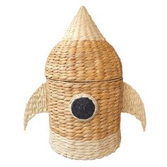 a wicker toy with a black eye on it