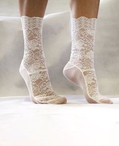 White Scalloped Lace Socks – Tatiana's Threads