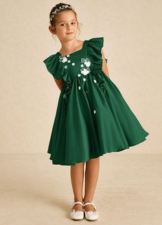 Sue Ellen features a stunning A-line design in matte satin with a chic square neckline and delicate cap sleeves. Adorned with beaded embellishments and a sweet zipper closure topped with bows, it’s perfect for adding a touch of elegance to any celebration. Peacock Flower Girl Dress, Sage Flower Girl Dress, Satin Flower Girl Dresses, Green Flower Girl Dresses, Flower Girl Dresses Blue, Beaded Embellishments, Military Ball Dresses, Sage Dress, Special Event Dresses