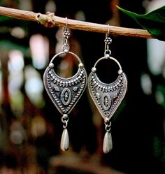 Beautiful silver dangle earring. Oxidised Earrings, Handmade Earring, Coin Earrings, Ethnic Earrings, Packaging Material, Pretty Rings, Silver Earring, Organic Modern, Silver Earrings Dangle