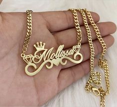 "This is a Handmade item. Material: Stainless steel Chain: O-Chain Plating: Rose Gold/platinum/Gold Material: All types of metals are available, Contact us for change in metal. 14K Gold or White Gold or Platinum or Rose Gold. (100% Real) Everything is available. Contact me. → [How to process the order] 1. Please tell us the name and Font Number in the 'Box' Above For Example:- Jasmin Font 1 (Name + Font 1) If a Font is not given, You will receive the Font that is picture. and select the finish, Name Jewelry Personalized, Chain With Name, English Jewelry, Font Number, Name Necklace Gold, Boys Jewelry, Gold Name Necklace, Color Lila, Nameplate Necklace