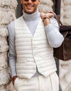 Puffer Vest Outfit Men, Beige Blazer Outfit, Vest Outfits Men, Puffer Vest Fashion, Mens Casual Outfits Summer, Dad Fashion, Mens Fashion Casual Outfits