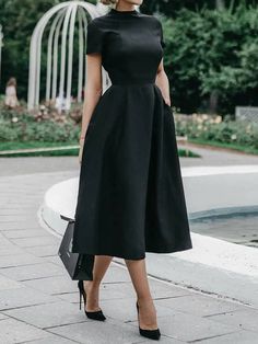 Women's Dresses Round Neck Short Sleeve Slim Dress Sukienki Maksi, Vestidos Retro, Elegant Black Dress, Elegant Outfits, Fitted Midi Dress, Black Prom Dress, Business Dress, Evening Cocktail, Modieuze Outfits