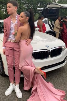 Matching Dress And Suit, Couple Suit And Dress, Matching Prom Outfits, Pink Wedding Suit, Wedding Suit For Groom, Pink Prom Suit, Formal Couple, Casual Wedding Suit, Suit For Groom