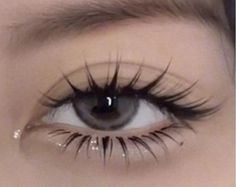 Eyelashes Aesthetic, Eyelashes Tutorial, Lashes Extensions, Cute Eye Makeup, Perfect Eyelashes, Doll Eye Makeup, Pretty Aesthetic, Ethereal Makeup, Fancy Makeup