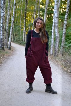 Plus Size Hipster Outfits, Plus Size Grunge, Womens Overalls, Overalls Plus Size, Corduroy Dungarees, Overalls Outfit, Corduroy Overalls, Oversize Women, Plus Size Jumpsuit