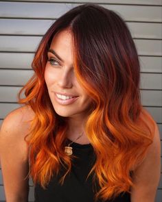 Dark Root Ginger Balayage, Cooper Hair Color With Dark Roots, Fire Hair Color Short, Black And Copper Hair, Copper Hair With Shadow Root, Hair Peg, Copper Hair With Dark Roots, Fire Ombre Hair, Orange Ombre Hair