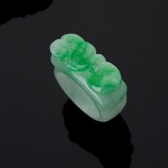 🌱Handmade jade ring (US 8.5) 🌱Jade (not A) 🌱Please note that the jade for this product is jade and not grade A jade. 🌱Model size : US 7 🌱If you want. we can make silver frame as your size (option) 🌱Free standard shipping from Seoul, Korea with tracking. 🌱Will take approximately 10-30 days to arrive, worldwide. 🌱This ring is a wide band ring. Please do not size up. We advise you to select your normal ring size. 🌱It is made to be worn comfortably. It is not supposed to be a tight fit. 🌱A Carved Jade Rings For A Gift, Carved Jade Rings As A Gift, Handmade Green Jade Rings, Unique Round Jade Ring, Carved Jade Ring Jewelry, Green Carved Jade Rings, Carved Green Jade Rings, Green Carved Rings Perfect For Gifts, Handmade Green Flower Ring