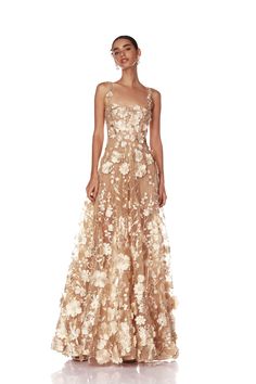 Bronx And Banco, Fest Outfits, Gold Wedding Dress, Gold Gown, Sequin Gown, Gala Dresses, Glam Dresses, Looks Chic, Gold Dress