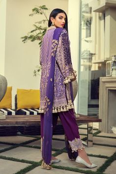 Sana Safinaz Lawn Dress in Purple Color emblazoned with beautiful print and embroidered patch. Sana Safinaz dress is available with fast Delivery in USA. Dyed Pants, Lawn Design, Pakistani Lawn Suits, Sana Safinaz, Lawn Dress, Pretty Shirts, Lawn Fabric, Lawn Shirts, Lawn Suits