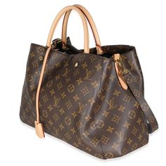 Listing Title: Louis Vuitton Monogram Canvas Montaigne GM   SKU: 138452   Condition: Pre-owned    Handbag Condition: Very Good   Condition Comments: Item is in very good condition with minor signs of wear. Light scuffing along exterior. Light scuffing along interior. Light scratching along feet.   Brand: Louis Vuitton   Model: Montaigne GM   Origin Country: Spain   Handbag Silhouette: Shoulder Bag;Top Handle   Occasions: Everyday;Fall/Winter;Spring/Summer;Work   Size (Generic): Medium   Size (Specific): MM   Year Manufactured: 2019   Features Interior: Two gussets. One zip pocket. Three slip pockets   Interior Material: Microfiber   Interior Color (Generic): Burgundy   Handbag Closure Type: Clasp   Handbag Accessories: Clochette;Dustbag;Lock;Key;Removable Straps   Hardware Color: Bronze-To Bottega Veneta Shoulder Bag, Lv Monogram, Louis Vuitton Shoulder Bag, Diaper Backpack, Monogram Canvas, Handbag Accessories, Womens Backpack, Louis Vuitton Monogram, Bags Women