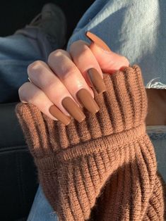 Brown Acrylic Nails, Casual Nails, Cat Kuku, Brown Nails, Minimalist Nails, Chic Nails, Long Acrylic Nails, Cute Acrylic Nails, Nude Nails