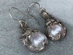 Mermaid White Mabe Pearl Silver Earrings Pearl Silver Earrings, Cinnamon Girl, Silver Mermaid, Silver Pearl Earrings, Mermaid Earrings, Kailua Kona, Mabe Pearl, Jewelry Accessories Ideas, Pretty Jewelry