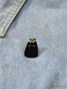 Bird in Bag - Cute Panda Painting DIY Metal Pin Badge Decorative Accessory for Clothing, Backpack, Hat, and Holiday Party Bag Pins Aesthetic, Bag Accessories Diy, Gothic Bag, Cat Enamel Pin, Backpack Pins, Bag Pins, Life Series, Silly Things, Polymer Crafts