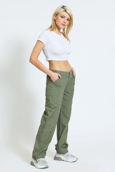 Introducing the TRACY CARGO PANT - MARTINI OLIVE, a versatile addition to your wardrobe that combines comfort with style. Crafted from high-quality materials, these cargo pants are designed to keep you looking chic while providing the ease of movement you desire. Key Features Fabric Contents: Made from 100% cotton, these pants guarantee a soft and breathable experience, perfect for all-day wear. Straight Leg Fit: The straight leg design offers a flattering silhouette that can be dressed up or do Martini Olive, Martini Olives, Leg Design, Cargo Pant, Martini, Cargo Pants, Straight Leg, Dress Up, Key