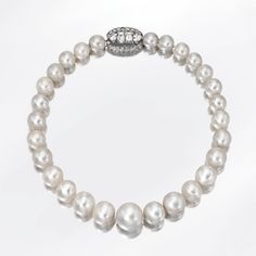 cartier ||| jewellery ||| sotheby's n08371lot3lcthen Most Expensive Pearl, Duchess Of Windsor, Natural Pearl Necklace, Pearl And Diamond Necklace, Cartier Jewelry, Queen Mary, The Duchess