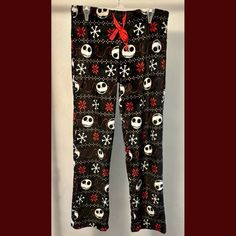 Nwt Disney Women's Tim Burton's The Nightmare Before Christmas Pajama Lounge Pants Straight Leg Extremely Sott, Plush Fabric Drawstring Waistband 100% Polyester Smoke Free & Pet Free Cozy Christmas Loungewear Bottoms, Black Christmas Loungewear Bottoms, Black Bottoms For Christmas Loungewear, Black Loungewear Bottoms For Christmas, Pajama Lounge, Disney Nightmare Before Christmas, Disney Ladies, The Nightmare Before Christmas, Plush Fabric