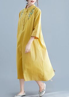 Unique yellow embroidery cotton clothes stand collar pockets Plus Size summer DressThis dress is made of cotton or linen fabric, soft and breathy. Flattering cut. Makes you look slimmer and matches easlily. Materials used: cotton Measurement:Size S/US-2/EUR-34 length 110cm / 42.9"bust 102cm / 39.78"Shoulder 41cm / 15.99"Sleeve length 37.5cm / 14.625"Size M/US-2/EUR-34 length 111cm / 43.29"bust 110cm / 42.9"Shoulder 43cm / 16.77"Sleeve length 38cm / 14.82"Size L/US-2/EUR-34 length 112cm / 43.68"b Cotton Dress Outfit, Cotton Wedding Dresses, Plus Size Summer Dress, Linen Casual Dress, Fall Linen, Cotton Dress Pattern, Short Maxi, Designer Plus Size Clothing, Yellow Embroidery