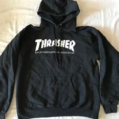 Trasher Magazine Skateboard Magazine Skateboarding Original Merchandise Mens Unisex Pullover Hoodie Black Medium Size US Skateboard Magazine, Thrasher Skate, Thrasher Hoodie, Black Hoodie Women, Thrasher Magazine, Mens Pullover, Pullover Sweater Men, Size 8 Women, Pullover Men