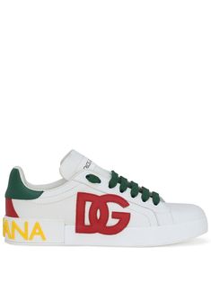 white/multicolour calf leather panelled design logo patch to the side embossed logo to the rear round toe front lace-up fastening rubber sole Logo Items, Dolce E Gabbana, Embossed Logo, Sneakers White, Design Logo, Womens Shoes Sneakers, Patch Logo, Calf Leather, Lace Front