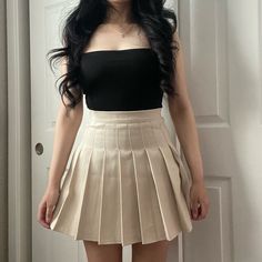 Brand New Never Worn Beige Fitted Mini Skirt For Day Out, Fitted Beige Mini Skirt For Day Out, Fitted High-waist Pleated Skirt For Day Out, Beige Non-stretch Casual Pleated Skirt, Casual Non-stretch Beige Pleated Skirt, Fitted Beige Short Skirt, Fitted Short Beige Skirt, Fitted Beige Pleated Skirt, Fitted Beige Mini Pleated Skirt