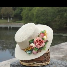 Protect Yourself For The Bright Sun With This Pretty Light Cream Colored Straw Hat With Silk Floral Accent. Green Bucket Hat, Bright Sun, Vintage Ysl, Large Hats, Woven Handbags, Cow Painting, Black Baseball Cap, Vintage Belt Buckles, Fancy Hats