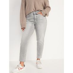 Elevate your denim game with these Old Navy OG Straight high rise ankle jeans for women. These light gray jeans are made of comfortable cotton denim fabric and feature a relaxed fit. The 5-pocket design includes secret slim pockets for a flattering look and button accents for added style. Perfect for any occasion, these jeans have a button closure and are perfect for personalizing your outfit. The USA-themed jeans also have a light wash and straight leg style, making them a great addition to your wardrobe. These are Brand New with tags in original packaging. Ripped Boyfriend Jeans, Gray Jeans, Straight Crop Jeans, Cut Off Jeans, Medium Wash Jeans, Jeans For Women, Button Fly Jeans, Grey Jeans, Slim Straight Jeans