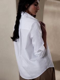 The Classic Shirt | Banana Republic Hair Couler, Petite Size, Curator Style, Classic Shirt, Hip Length, Shirt White, Cotton Poplin, Workout Shirts, Banana Republic