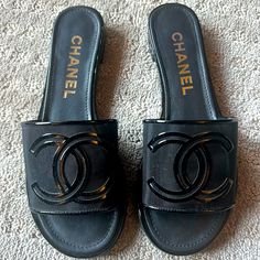 Brand New Chanel Slide Sandals Mesh Patent Leather Cc Logo Available Now. Luxury Black Flat Heel Sandals, Designer Black Sandals With Open Heel, Designer Black Open Heel Sandals, Designer Black Heels For Summer, Chanel Slides, Shoes Brand, Sandals For Sale, Cc Logo, Chanel Shoes