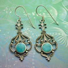 Vintage Sterling Silver Earrings - Turquoise - Style 5 #sterling #turquoise #WeddingGift #blue #aqua #SterlingSilver #silver #925 Friendship Symbols, Mexican Jewelry, Gemstone Meanings, Protection Amulet, Earrings Turquoise, Bleu Turquoise, Old Jewelry, Blue Vintage, Earrings Sterling Silver