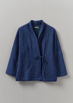 Our one-of-a-kind jacket is kantha-stitched and sewn together from repurposed cotton saris by women who are part of two Indian cooperatives. Available in Provence Blue. Blue Toast, Cotton Nighties, Japanese Jacket, Linen Tableware, Kantha Jacket, Printed Gowns, Autumn Winter 2024, Mens Loungewear, Ladies Gown