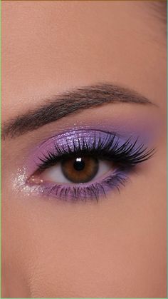 Natural Eyeshadow Looks, Everyday Eyeshadow, Wedding Makeup Tutorial, Eyeshadow Brush Set, New Years Eve Makeup, Holiday Makeup Looks, Natural Eyeshadow